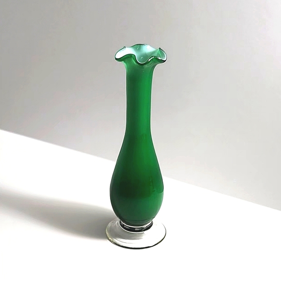 Vintage Glass Vase - Picture 3 of 4